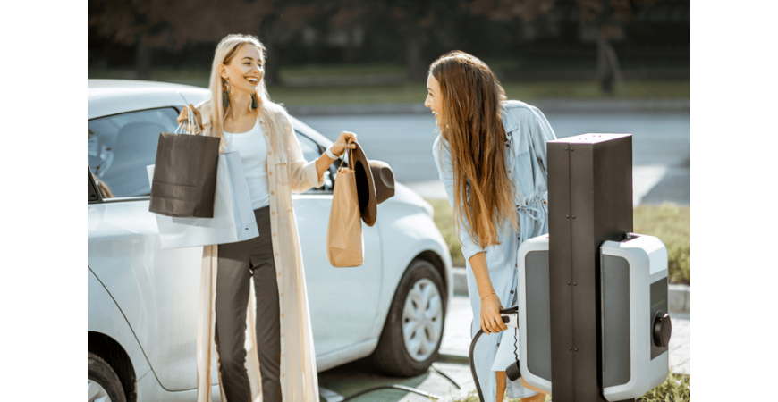 Die Entwicklung von Abgassystemen: Vergleich zwischen Autos mit Verbrennungsmotor und Elektroautos